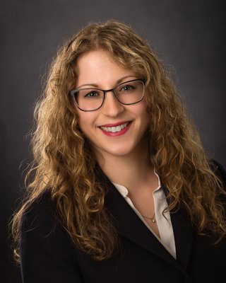 Dr. Linda Drozdowicz Dr. Linda Drozdowicz